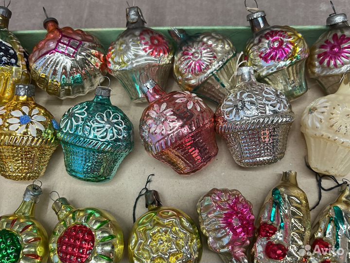 Елочные игрушки СССР корзинки, цветы, медальоны