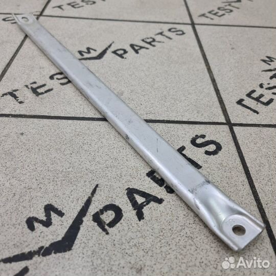 Распорка стоек щита передка правая Bmw 5-Series