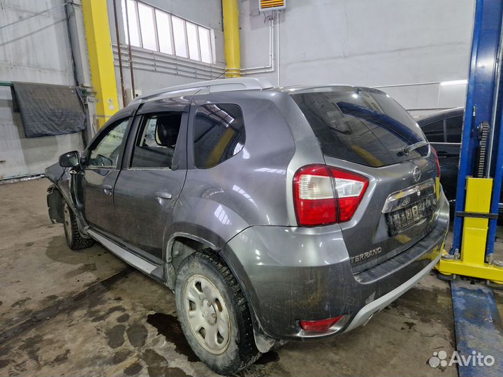 В разборе Nissan Terrano 3 D10 2.0л АКПП 4WD