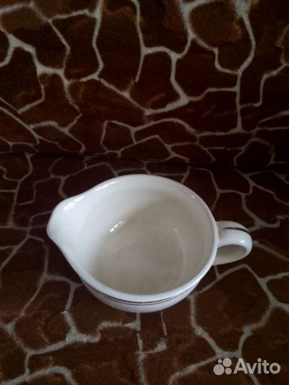 Соусник и молочник