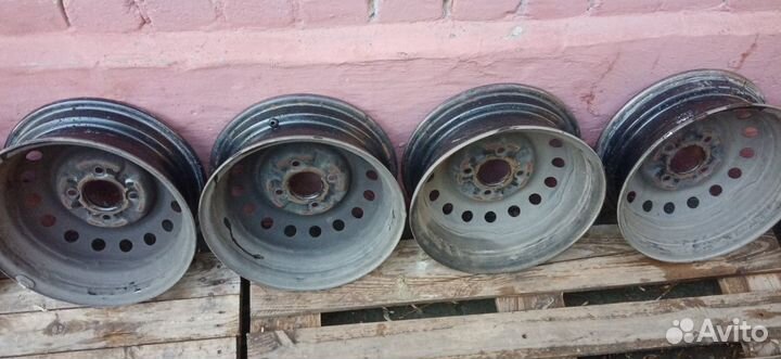 Диски R14 Штампованные на Nissan Almera Classic