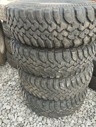 Резина грязевая УАЗ, R-15 на дисках