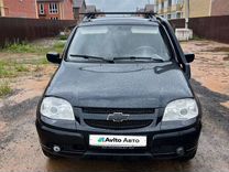 Chevrolet Niva 1.7 MT, 2011, 182 400 км, с пробегом, цена 625 000 руб.