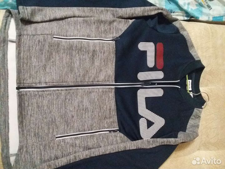 Спортивный костюм подростковый новый. новый