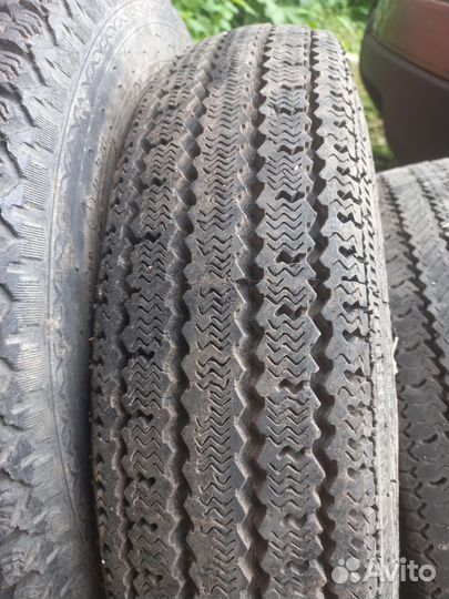 6 колес в сборе и одна новая покрышка для заз