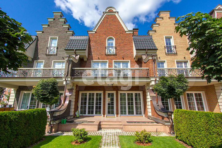 5-к. квартира, 384 м², 1/3 эт.