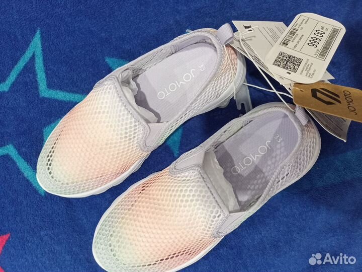 Кроссовки для девочки