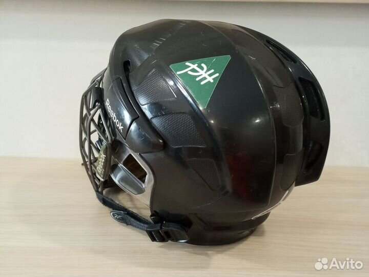 Шлем хоккейный