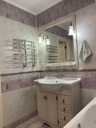 2-к. квартира, 66,1 м², 8/17 эт.