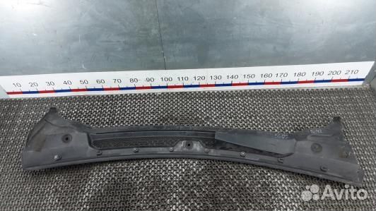 Накладка декоративная (жабо, дождевик) land rover