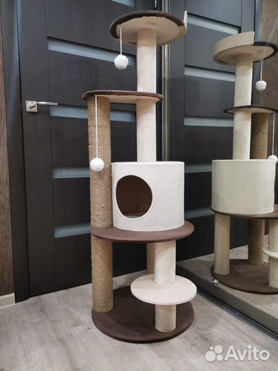 Домик с когтеточкой для кошек