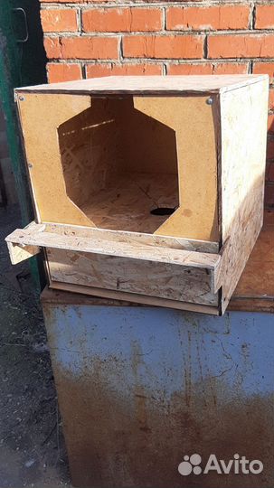 Гнездо для несушек с яйцеотборником