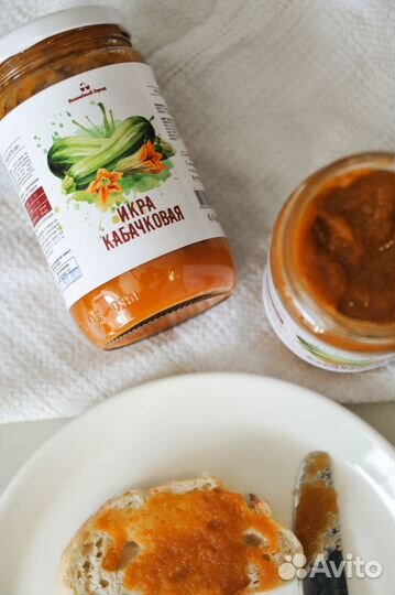 Аджика, соусы, консервированные помидоры и огурцы