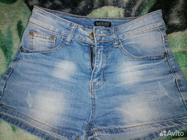 Джинсовые шорты
