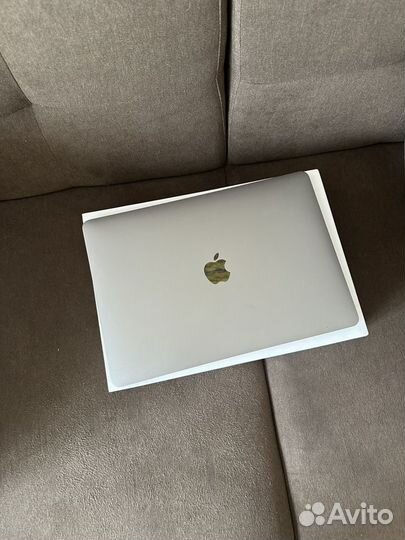 Apple MacBook Pro 13 2022 m2