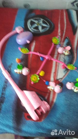 Музыкальная карусель на кроватку