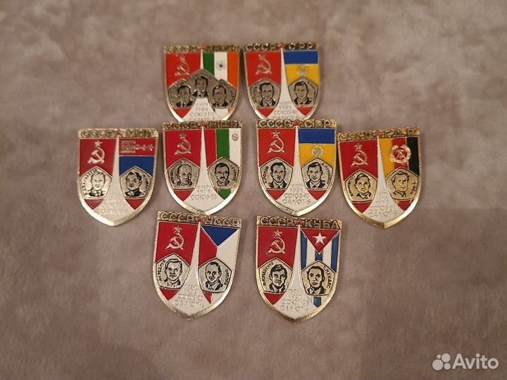 Значки интер космос