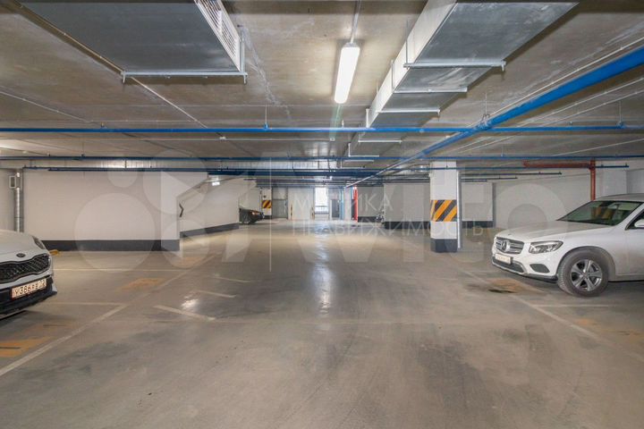 Машиноместо, 14 м²