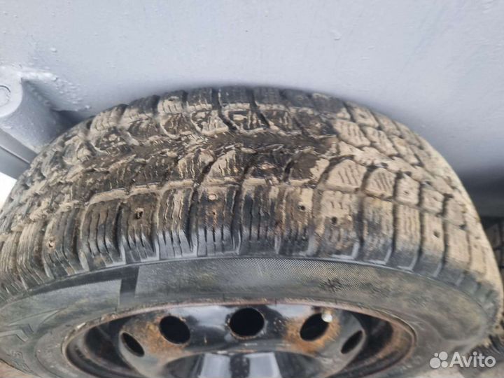 Штампы Р14 с шинами зима шипы 4шт 175 на 65 Р14