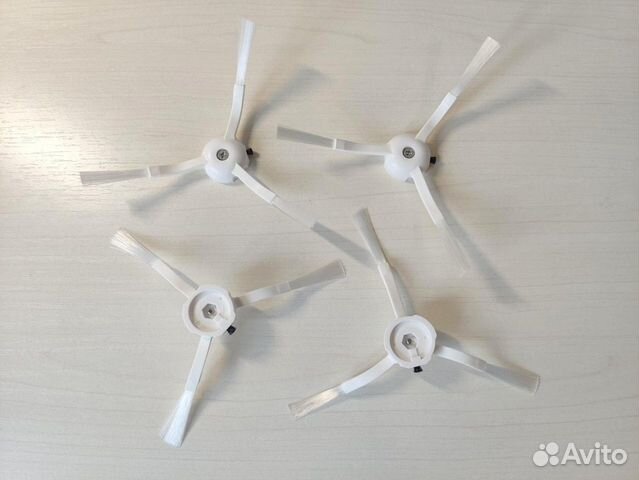 Боковая щетка на робот пылесос Xiaomi. Новые