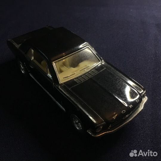 Модель 1/37 Ford Mustang, Shelby, Chevrolet Camaro