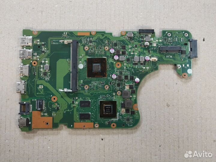 Корпусные детали (разбор) Asus X555S