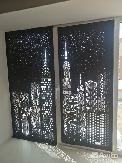 Рулонные шторы с перфорацией Ночной город
