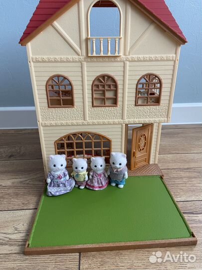 Набор Sylvanian Families Трехэтажный дом