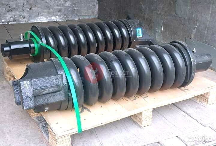 Натяжитель гусеницы JCB JS260sxdt4JBA0130