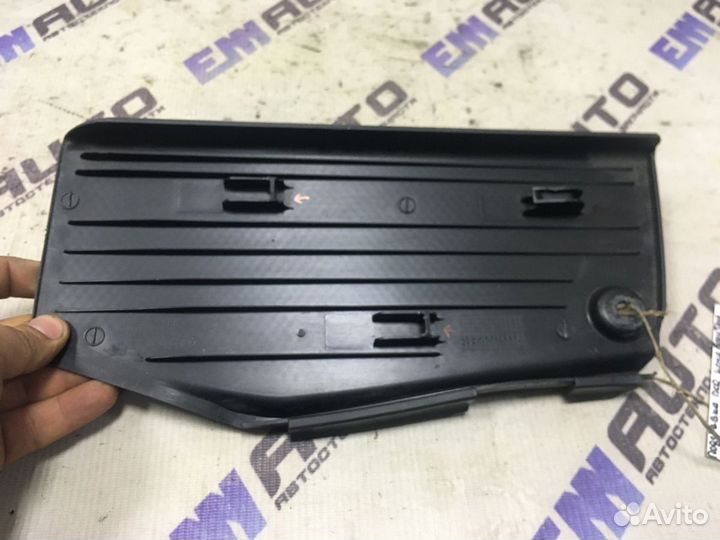 Подставка под ногу водителя Фольксваген Бора