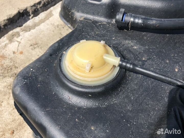 Бак топливный Audi A6 c6 C6