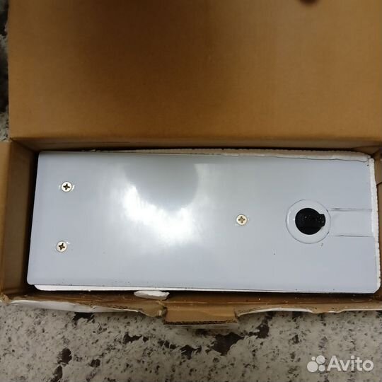 Доводчик напольный