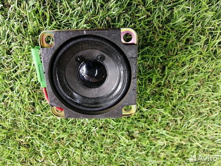 Динамик Cadillac Escalade