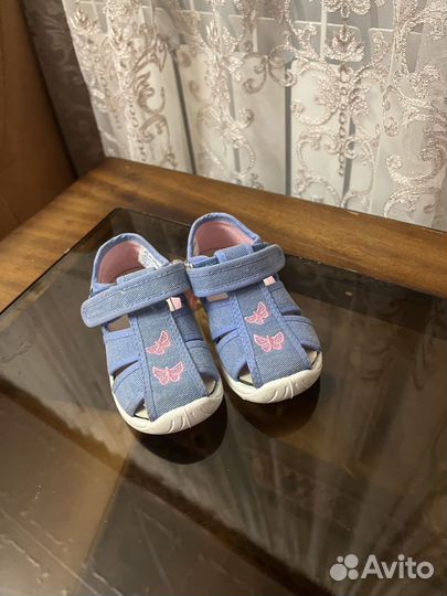 Сандали для девочки