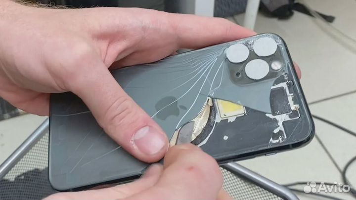 Ремонт и замена аккумулятора крышки дисплей iPhone