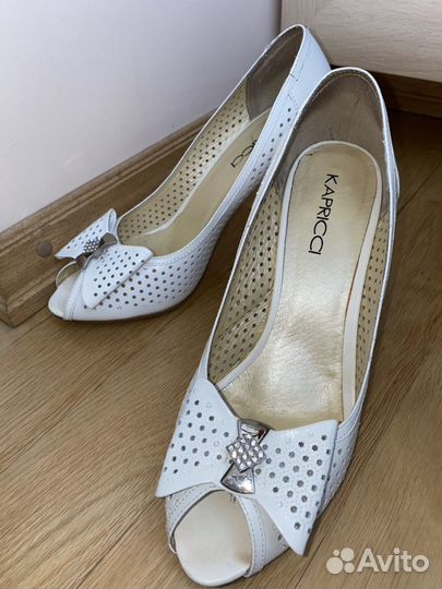 Туфли белые Kapricci, кожа