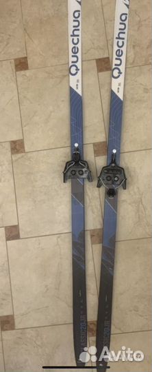 Беговые лыжи для первокласника 140 см