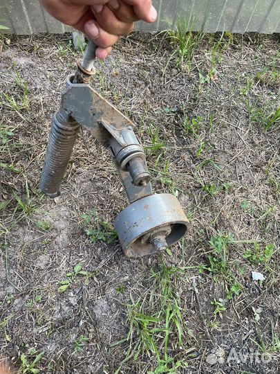 Навеска на трактор