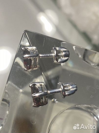 Пусеты-серьги серебро с гранатом и топазом