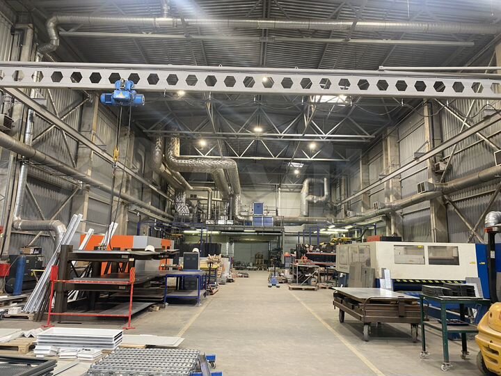 1080м2 склад в п.Шушары