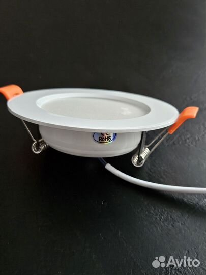 Светильник потолочный встраиваемый