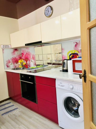 2-к. квартира, 39 м², 1/9 эт.