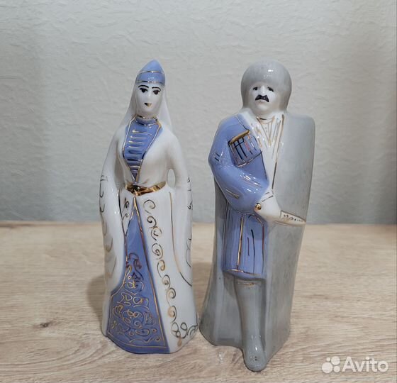 Парные фарфоровые статуэтки, Кисловодск