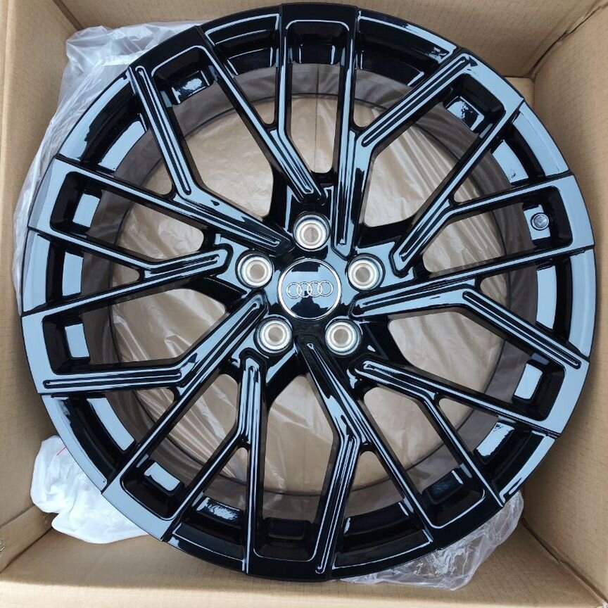 Литые диски Audi 8.5×R19 5×112