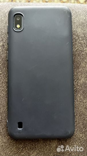 Samsung Galaxy A10, 2/32 ГБ