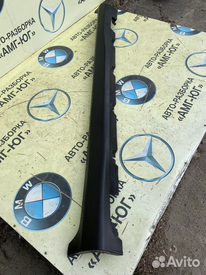 Mercedes W253 X253 GLC накладка порога RH