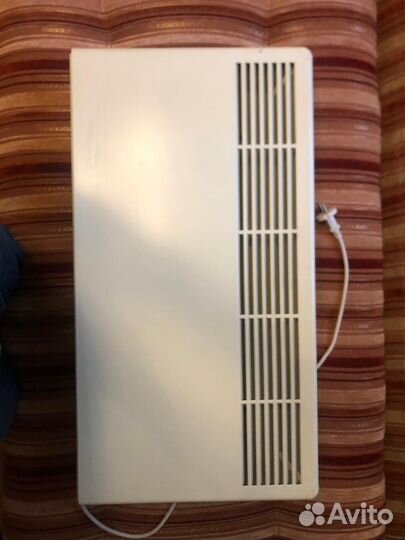 Обогреватель электрический настенный
