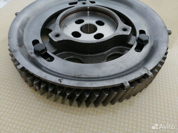 Шестерня распред вала cursor 9 case magnum