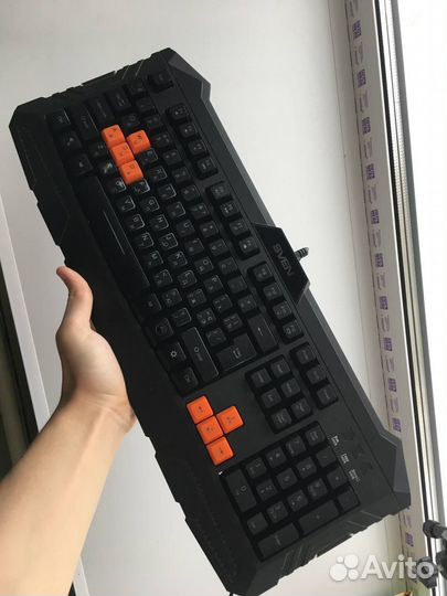 Игровая клавиатура Sven Challenge 9100