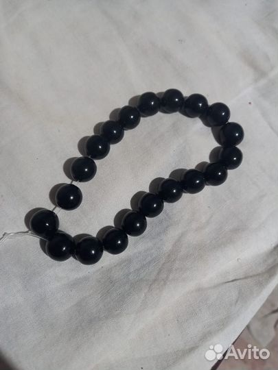 Бусины из чёрного нефрита 12,5 мм